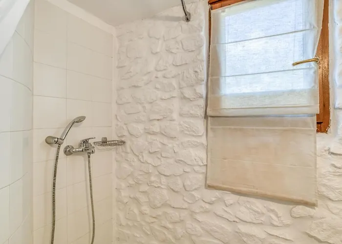 Stone & Sea Paros By μρs Krotiri